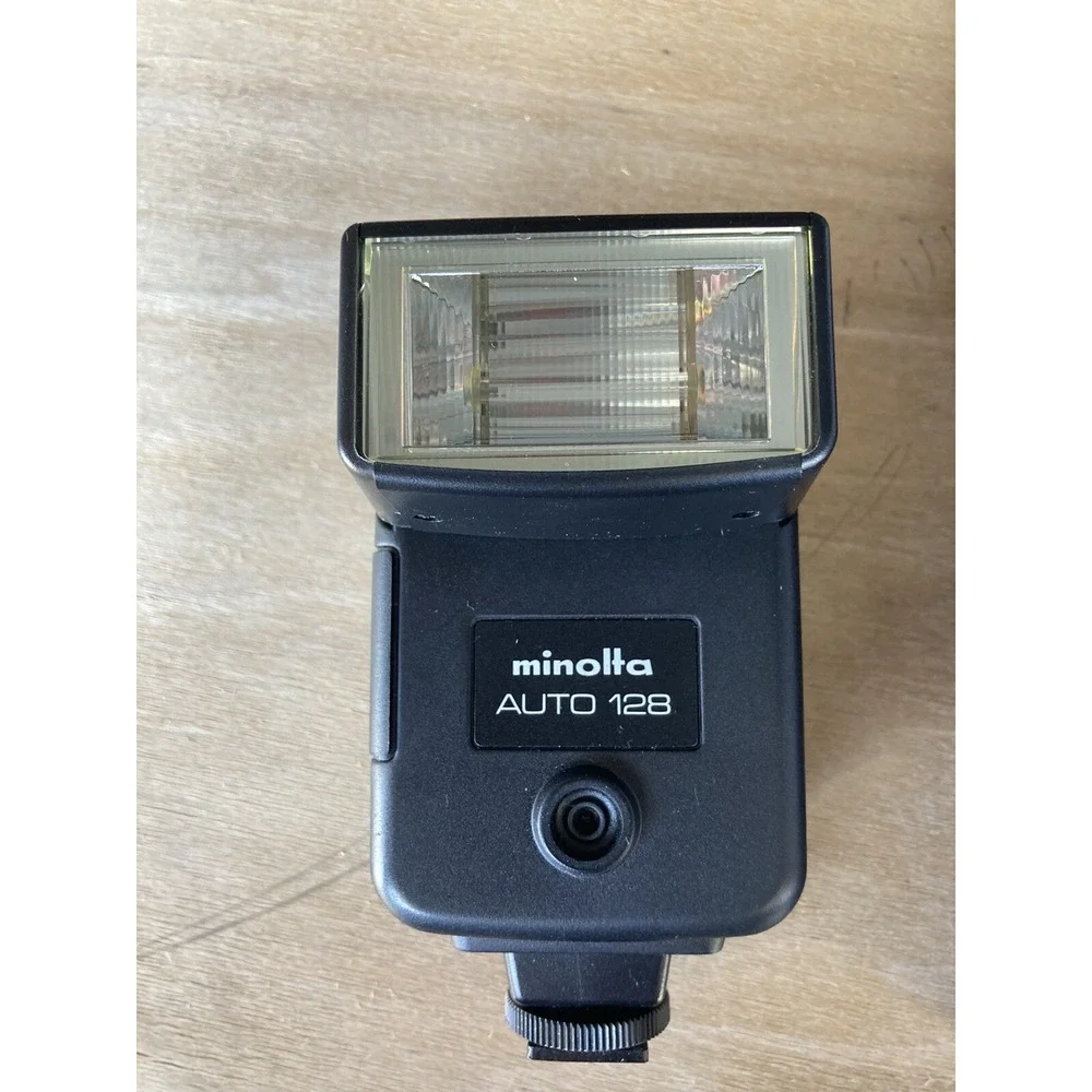 Vintage Minolta 128 Flash With Case An Lens